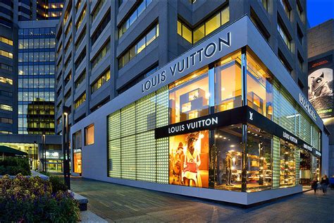 louis vuitton on bloor|bloor street toronto canada.